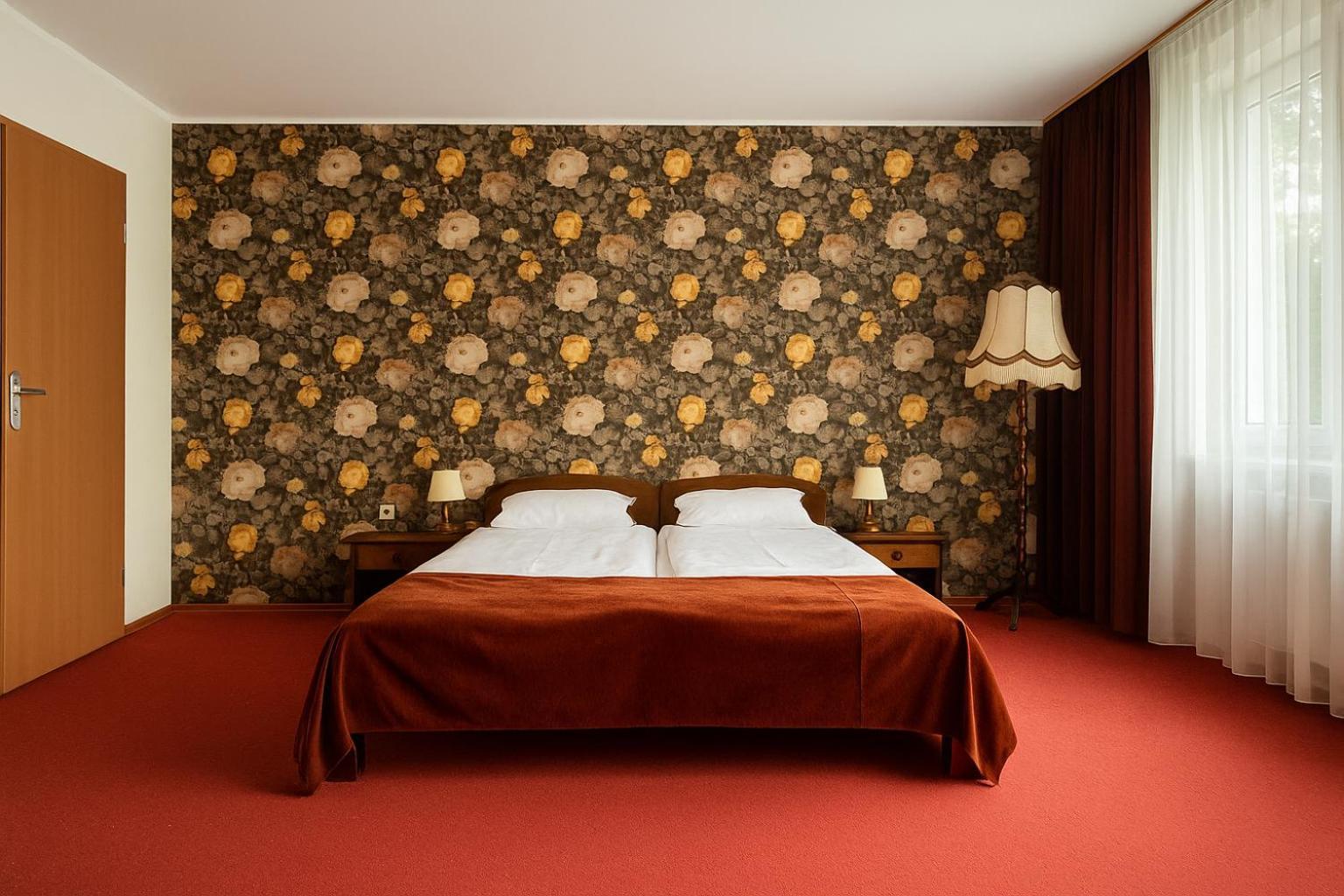 Hotel Metro Klodzko Luaran gambar